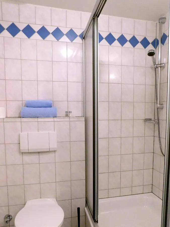 Gasthof Hotel Das Weiss Blaue Haus Düsseldorf
